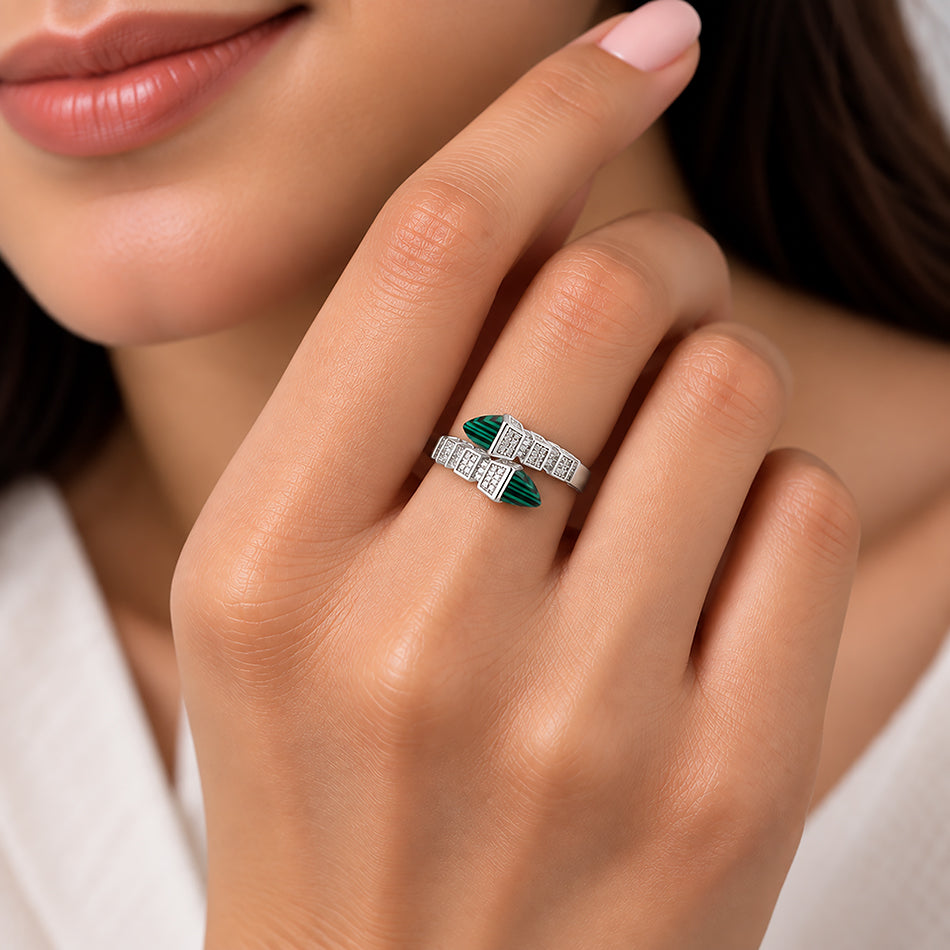 Regal Malachite Accent 925 Sterling Silver Ring