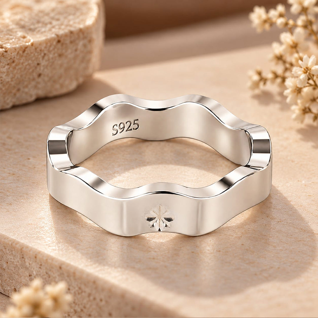 Sculpted Facet Silver Geometric Band Ring