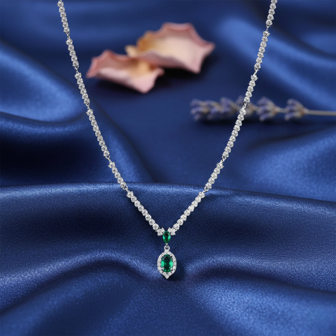 Sparkling Green Stone Drop 925 Sterling Silver Chain Pendant for women