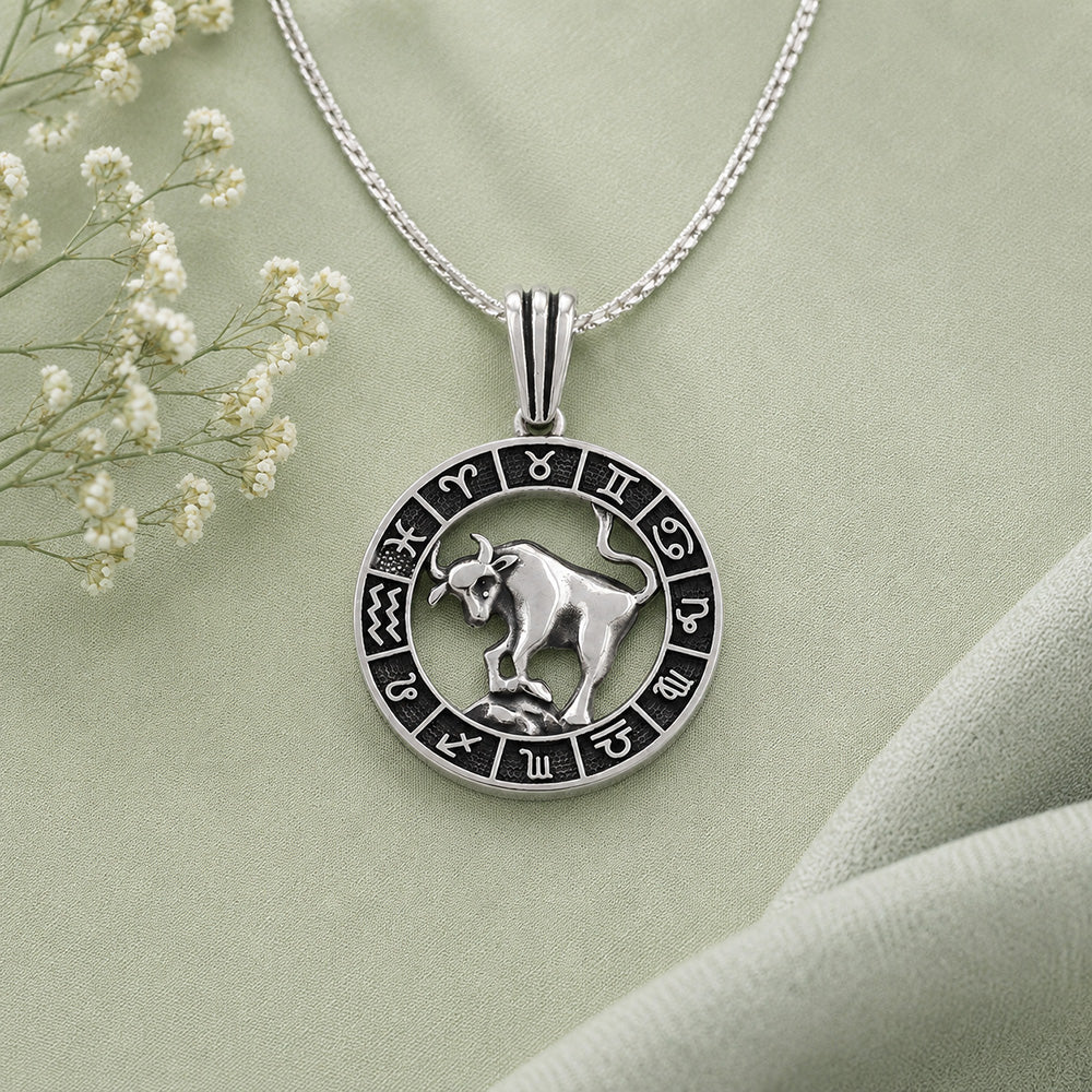 Taurus Zodiac Celestial Wheel Medallion Design 925 Sterling Silver Pendant