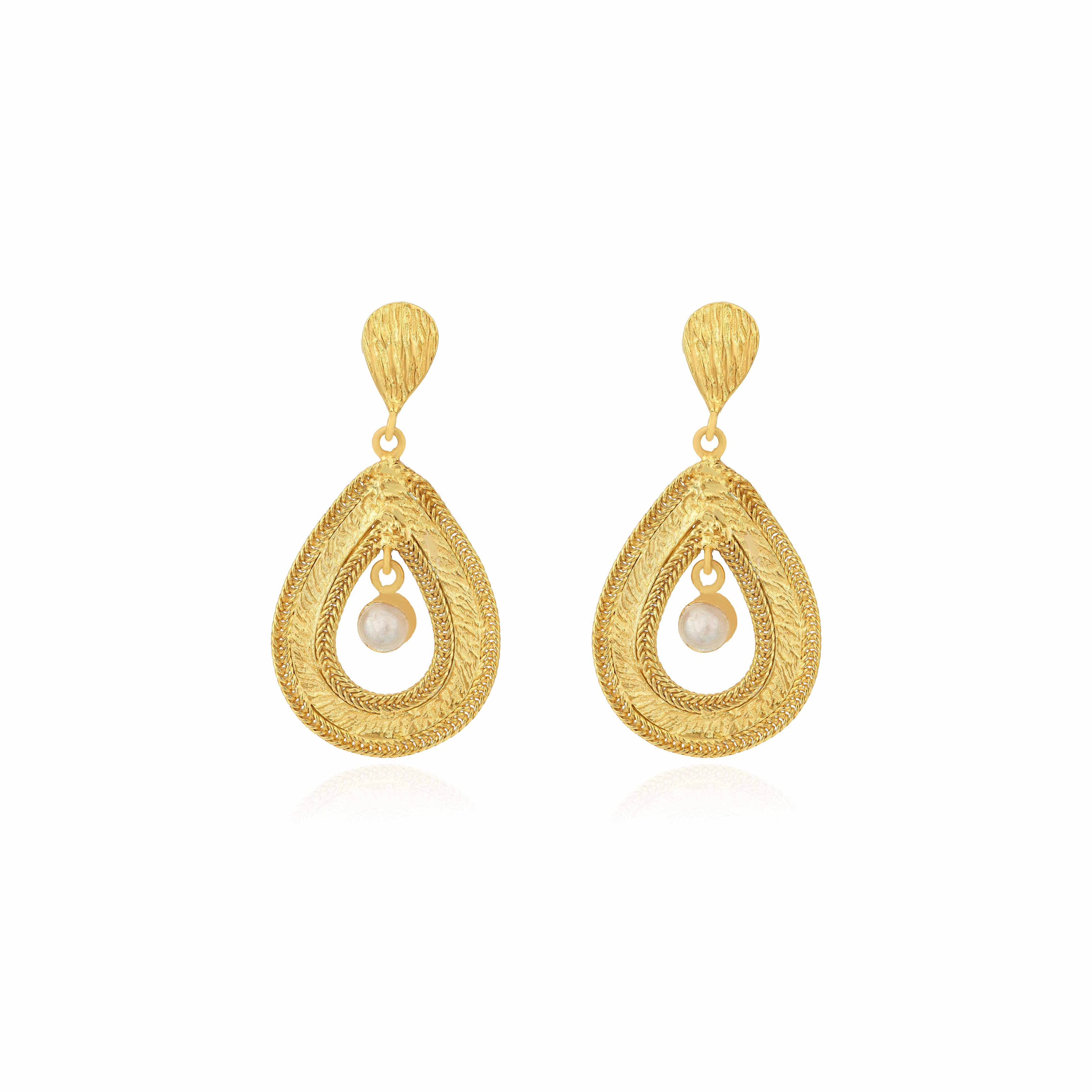 Textured Golden Dewdrop 925 Sterling Silver Earring