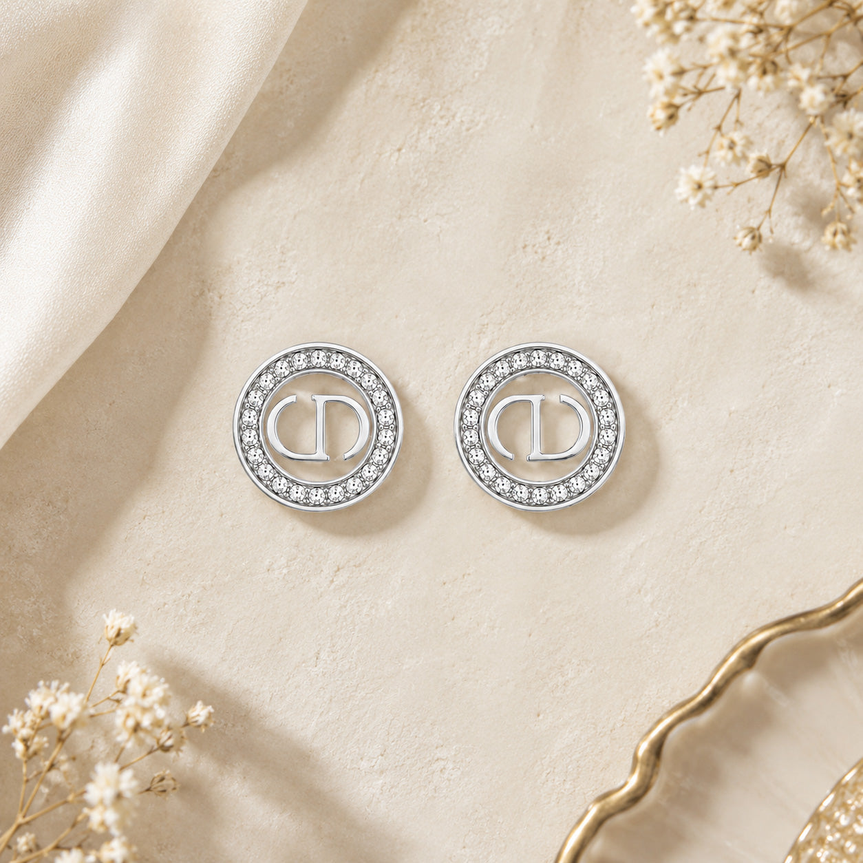 Timeless Clair De Lune Accent Circle 925 Sterling Silver Stud for Women